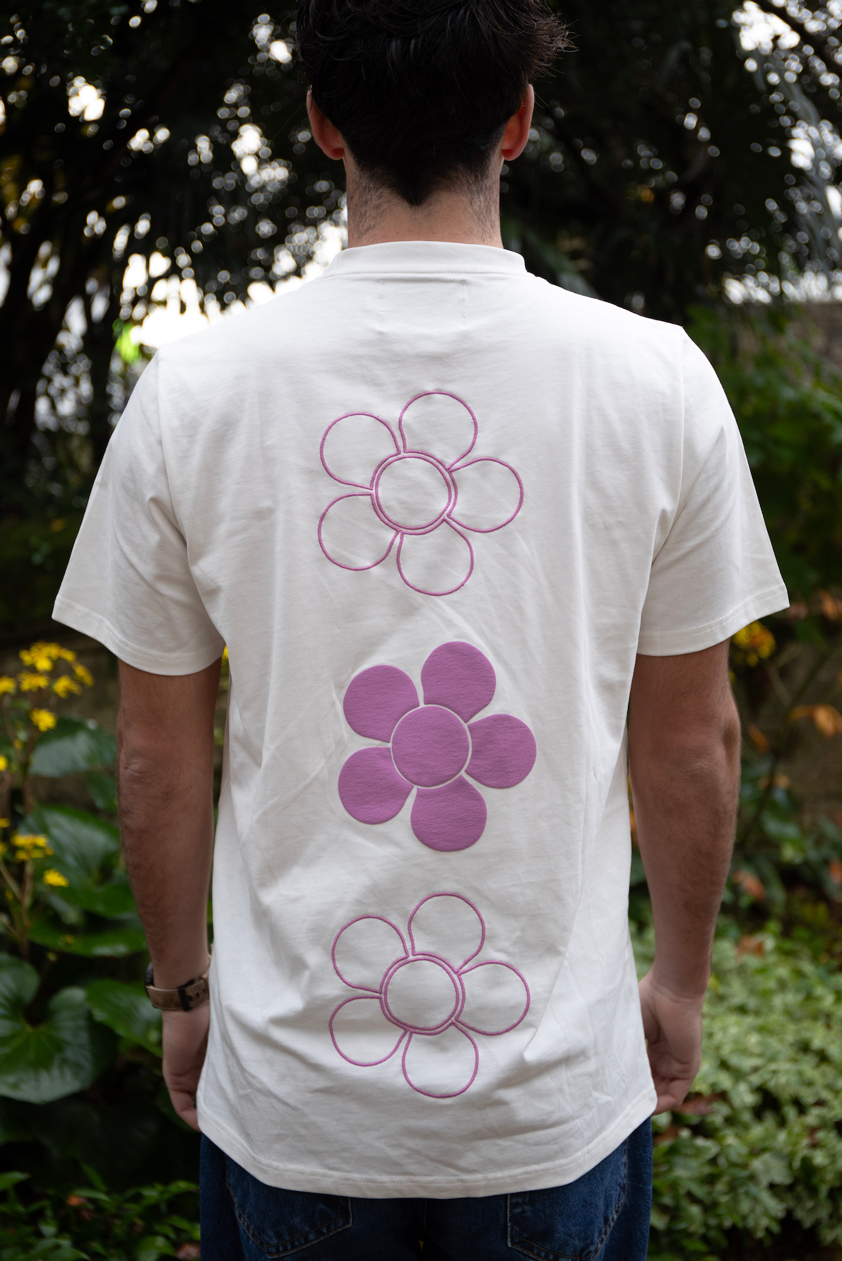 ELEUTHERIA TEE