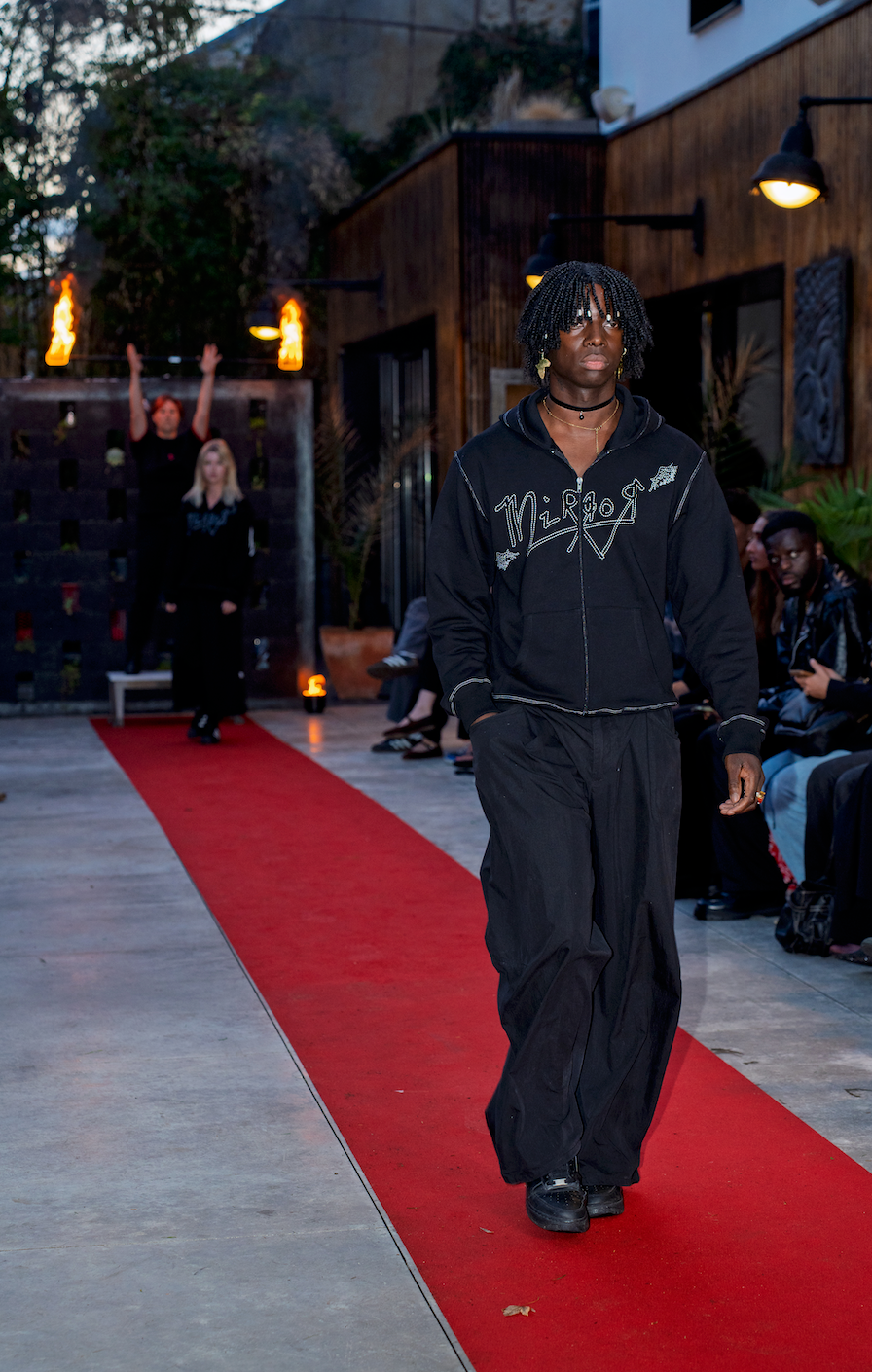 ANASTASIS ZIP